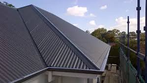 Best Roof Moss and Algae Removal  in Shiner, TX